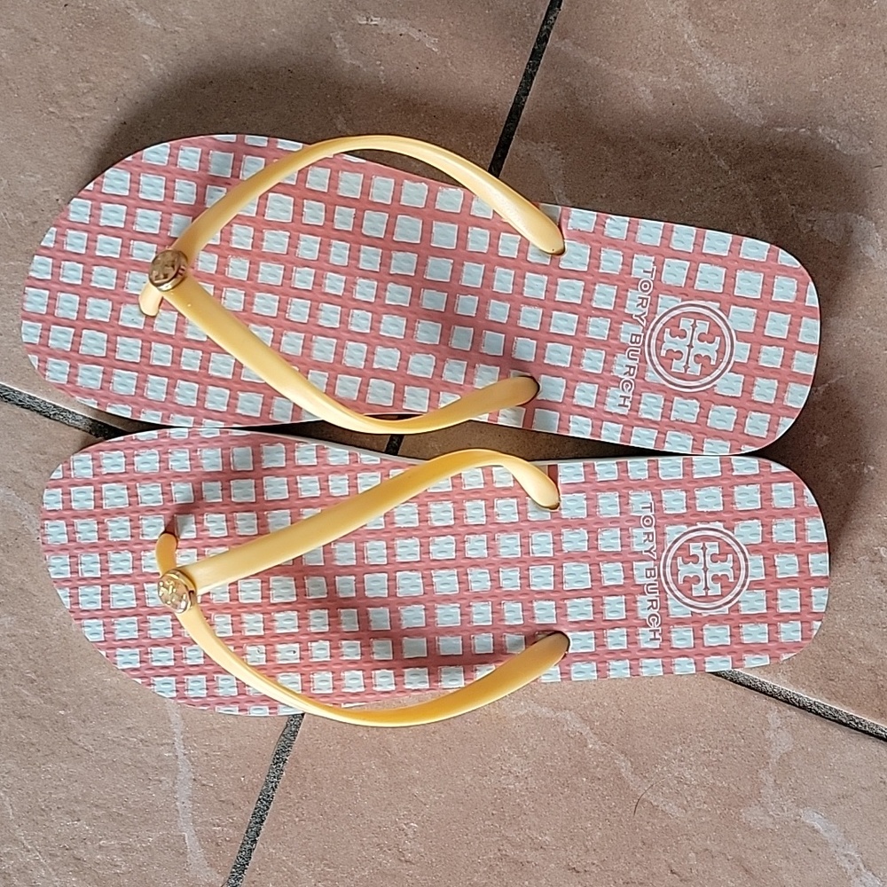 Tory Burch Flip Flops. Size 9. Gently Used. Orange/White. Great Condition